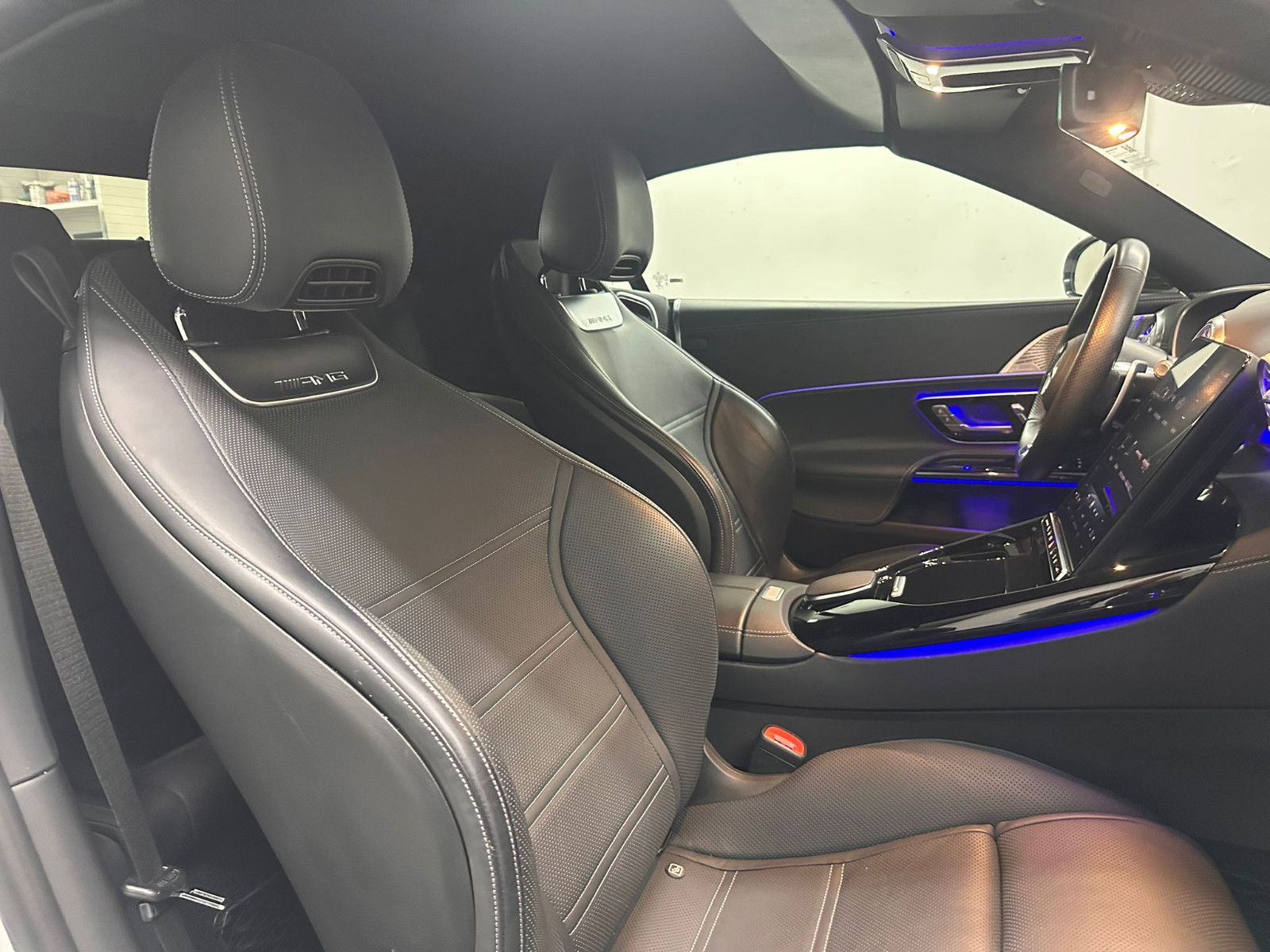 Fahrzeugabbildung Mercedes-Benz SL 63 4MATIC+ *AERODYNAMIK*HEADUP*BURMESTER*