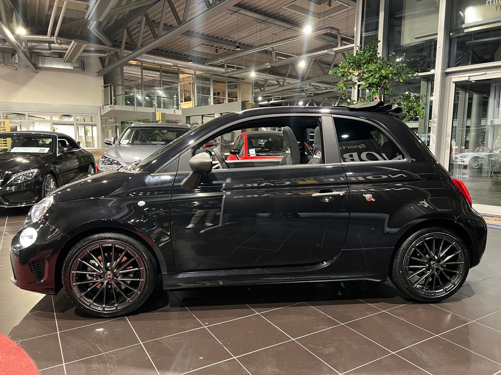 Fahrzeugabbildung Abarth 595C T-Jet KLIMA NAV DAB PDC ALU