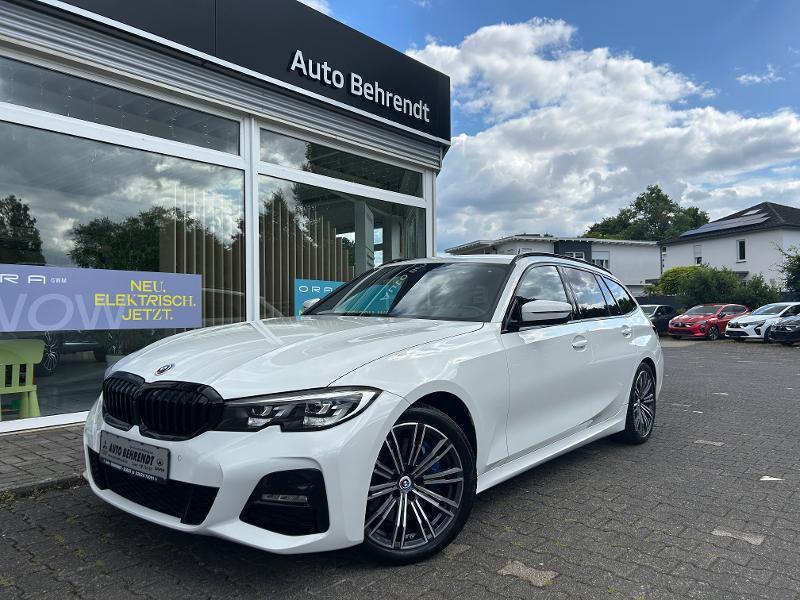 BMW 318i M Sport Touring AHK*Live Cockpit*