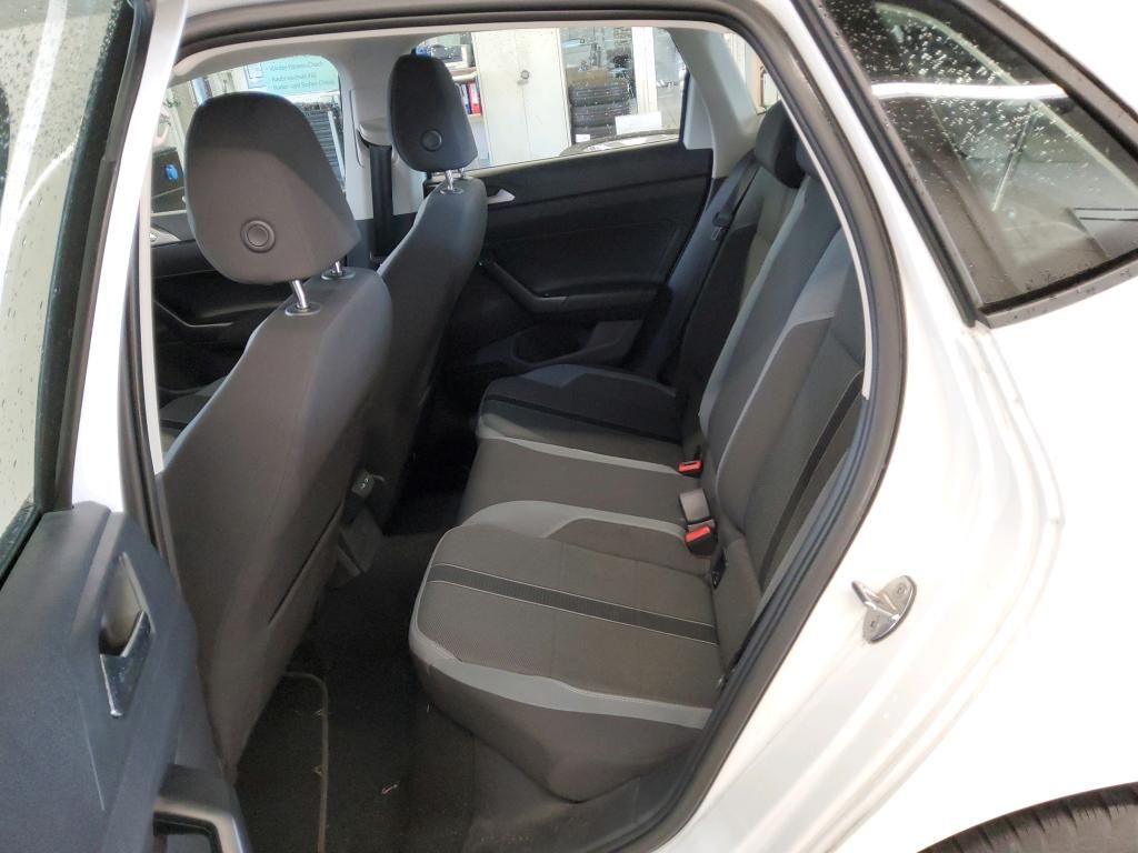 Fahrzeugabbildung Volkswagen Polo TSI Style Matrix Navi AID ACC PDC SH LM