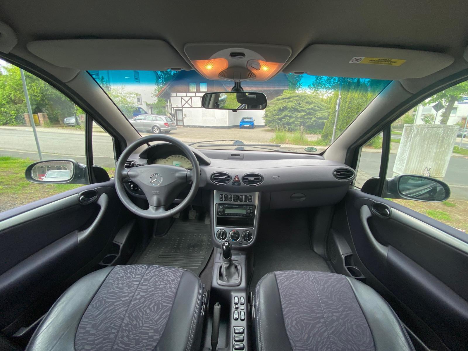 Mercedes-Benz A 190 AVANTGARDE, Klima, Navi, Tempomat, PDC, ..