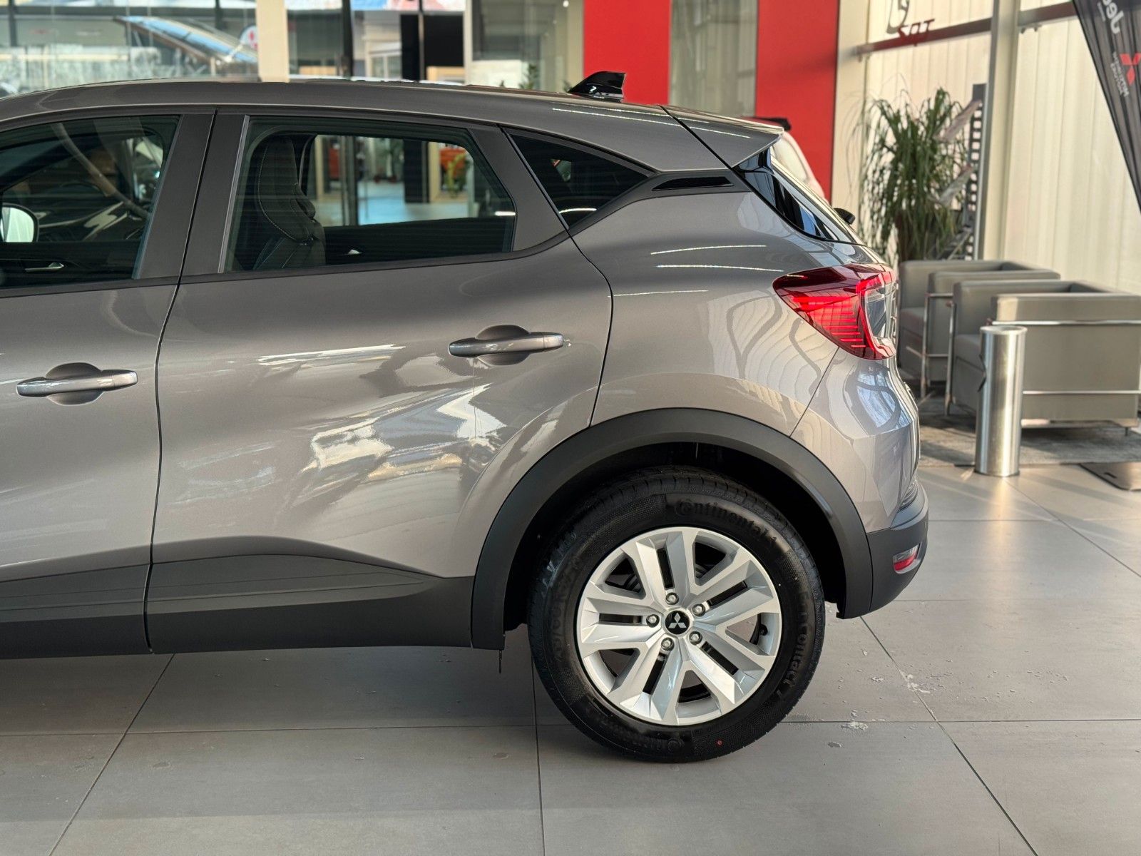 Fahrzeugabbildung Mitsubishi ASX 1.2 Diamant      "Klima Kamera DAB Tempomat"