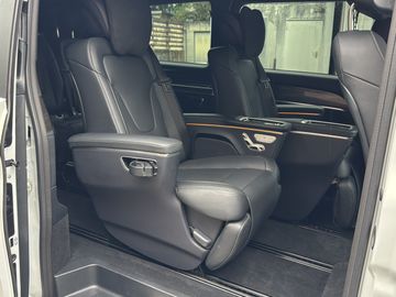 Mercedes V 250 - 11