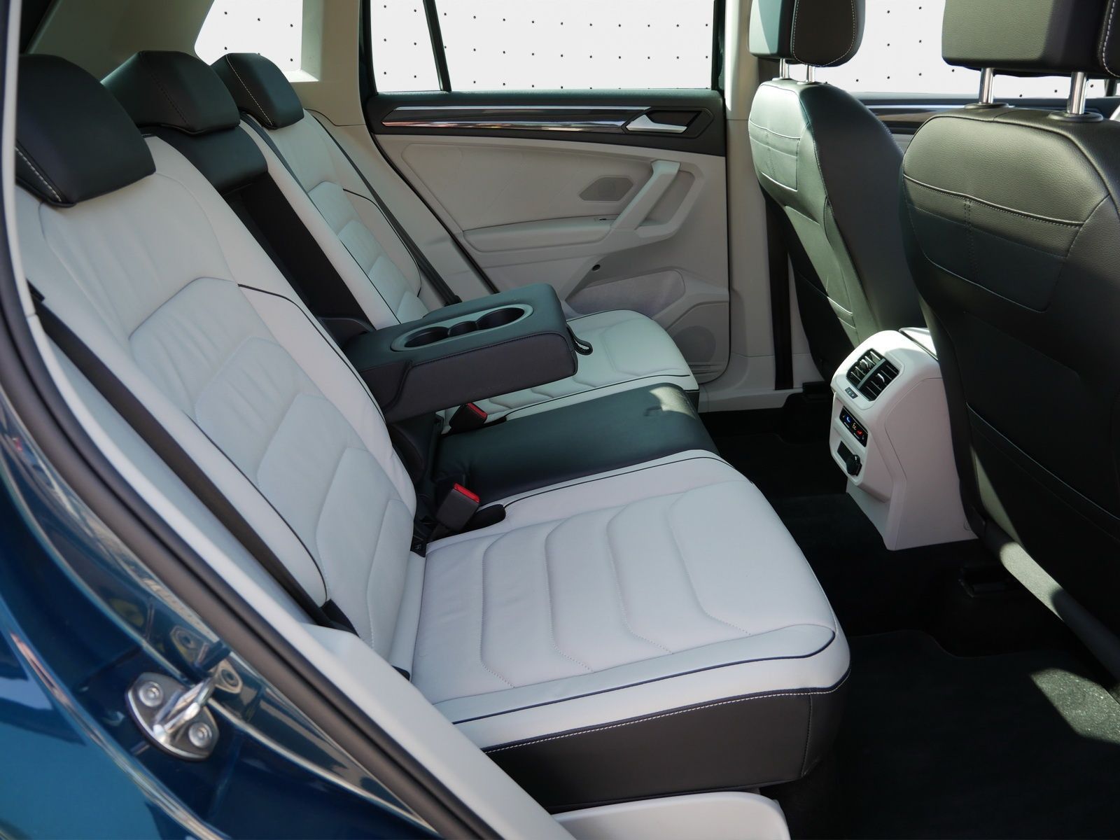 Volkswagen Tiguan - Bild 17