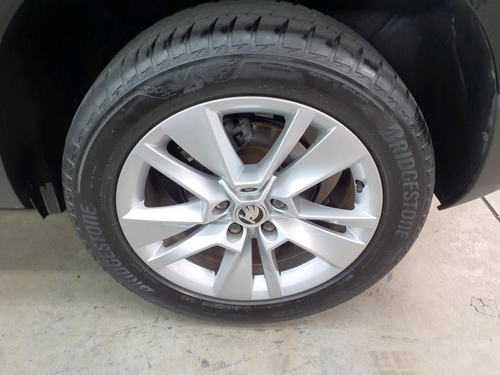 Skoda Karoq Ambition Drive 125 1.5 TSI 110kW AHK*RFK