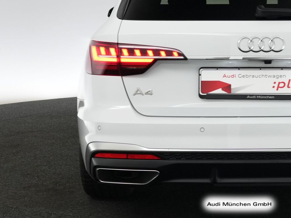 AUDI A4 2024