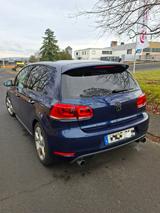 Volkswagen VW Golf 6 GTI / 5-Türer /8fach bereift/ Schalter - Volkswagen Golf aus 2011: GTI