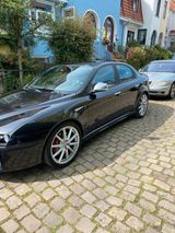 Alfa Romeo SCHÖNER ALFA ROMEO 159 ti 1,9 jtdm - Alfa Romeo 159: Ti