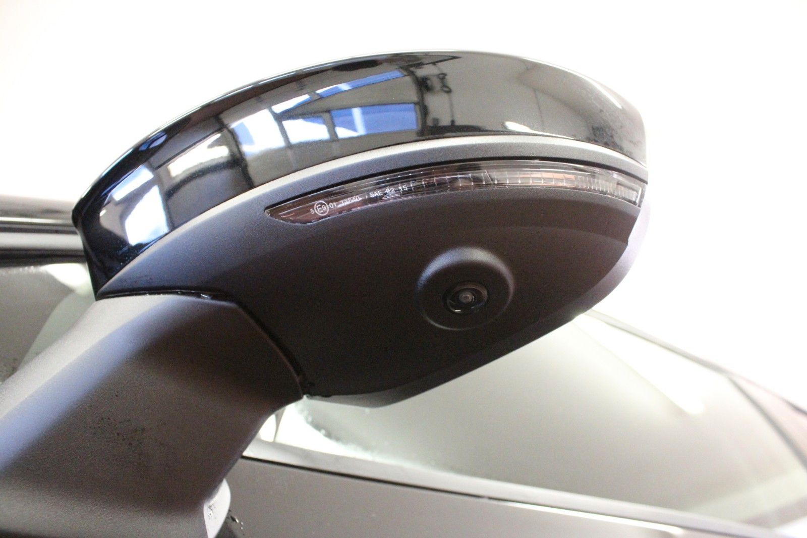 Fahrzeugabbildung Renault Captur Mild Hybrid 140 EDC Techno*Safety Paket*