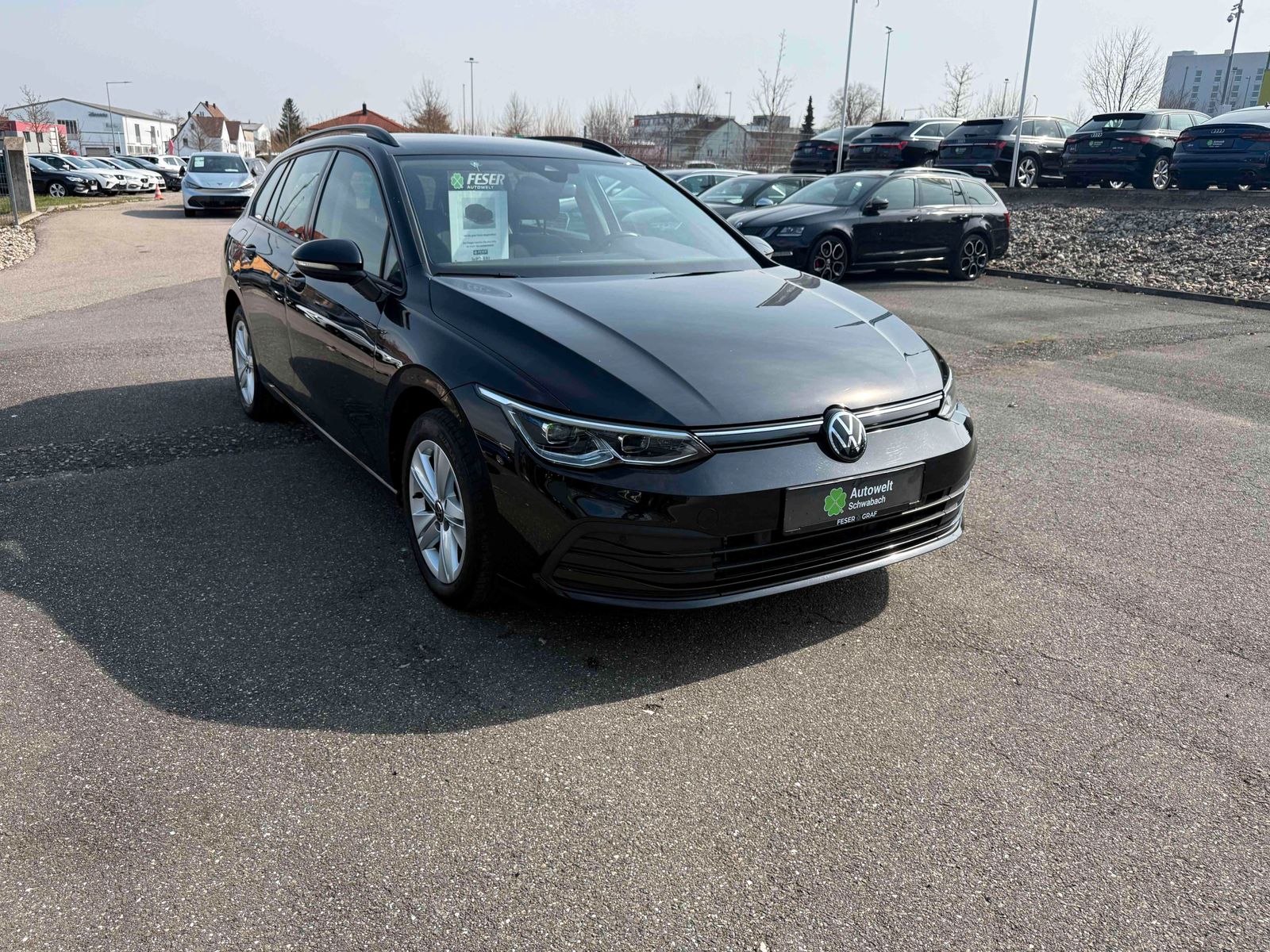Volkswagen Golf Variant Life 2.0 TDI DSG NAVI LED AHK imagem 2