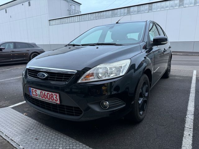 Ford Focus Lim. Style KLIMA NAVI AHK 2 HAND