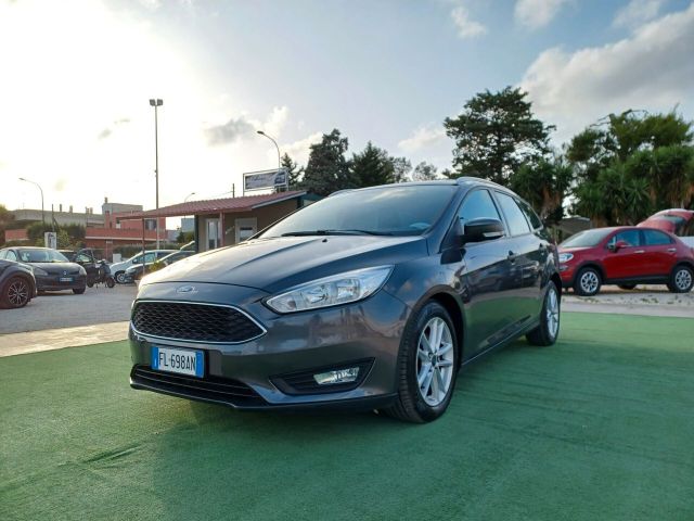 Ford Focus 1.5 TDCi 120 CV Powershift SW Titaniu