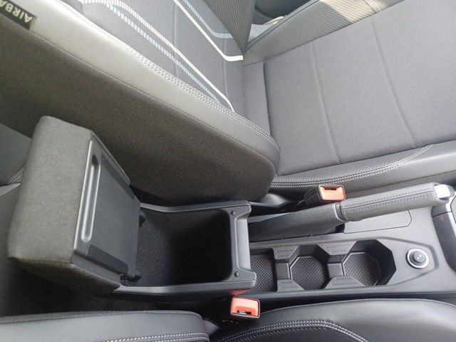 Fahrzeugabbildung Volkswagen Taigo 1.0TSI DSG Style  AHK+GJR+KAMERA+NAV+APP