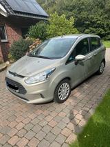 Ford B-Max 1,4 66kW Titanium - Ford B-Max mit Benzin-Antrieb: Limousine, 1.6