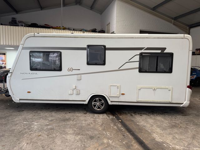 HYMER / ERIBA / HYMERCAR NOVA 495 GL 60 EDITION