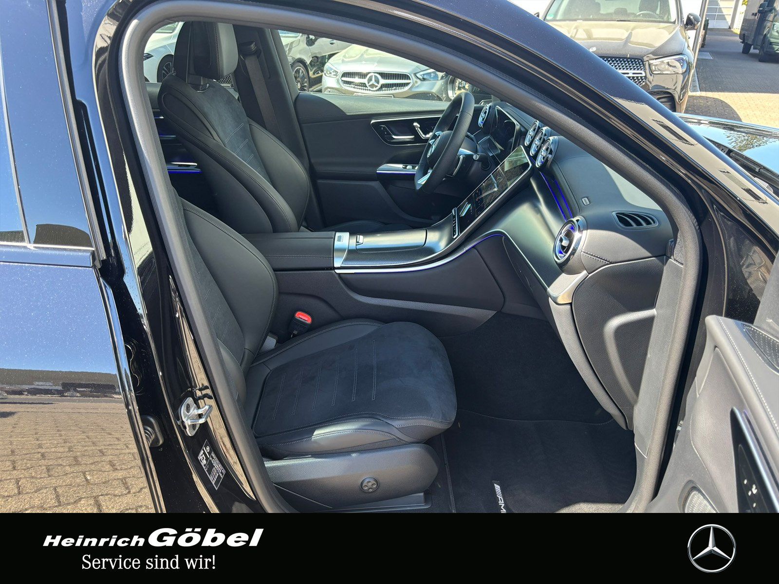 Fahrzeugabbildung Mercedes-Benz GLC 220 d 4M Coupé AMG*DISTRONIC*MEMORY*PANO*AHK