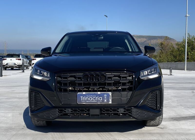 Audi Q2 S Line esterno 2.0 TDI 116CV S-Tronic 30 imagem 2