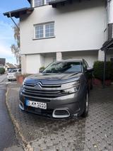 Citroën C5 Aircross PureTech 130 Stop&Start LIVE LIVE - Citroën C5 Aircross LIVE mit Benzin-Antrieb