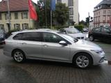 Volkswagen Golf VIII Variant Life 2,0 TDI 7 GANG DSG AHK,KA - Volkswagen aus 2024