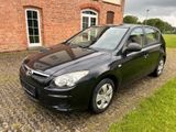 Hyundai i30 Edition+*Klima/Wenig Km/2.Hand/TÜV NEU* - Hyundai i30 aus 2009