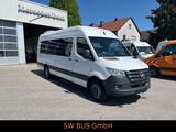 Mercedes-Benz Modell Komfort XL Wheelchair 517 Sprinter - Mercedes-Benz 6x6