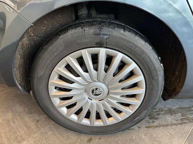Skoda Octavia Combi Ambition *2. Hand*Klima*SmartLink*