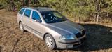 Skoda Octavia Combi 1.6 Classic Classic - Skoda Octavia Classic mit Benzin-Antrieb