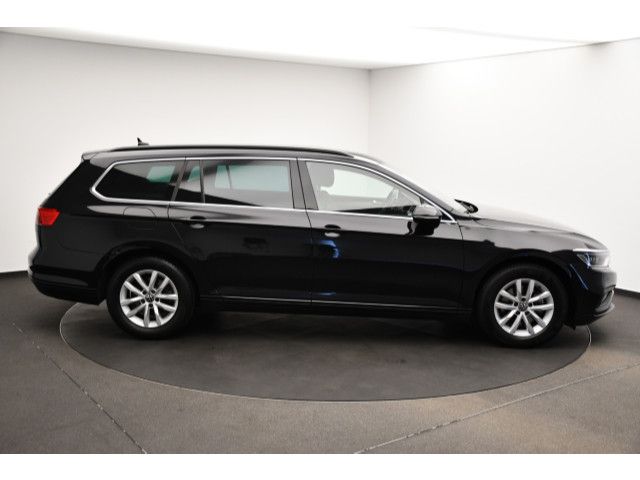 Volkswagen Passat Variant - Bild 17
