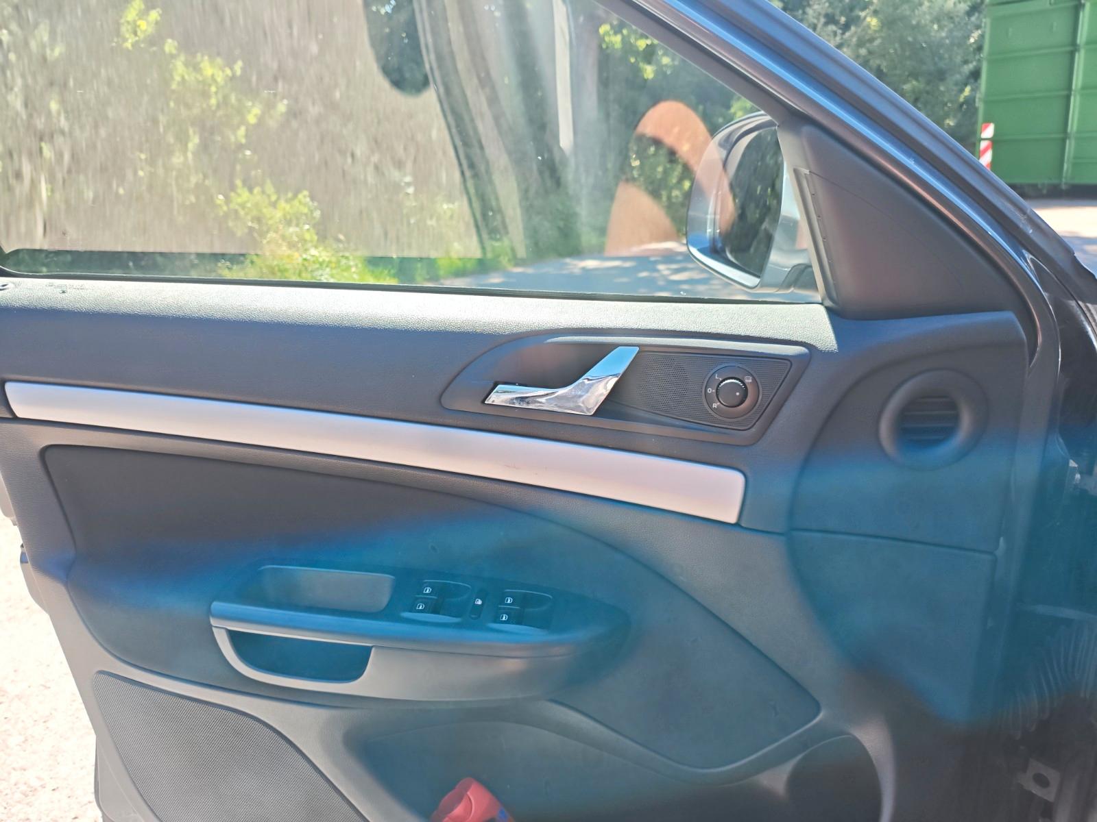 Skoda Octavia 2011 — photo 6