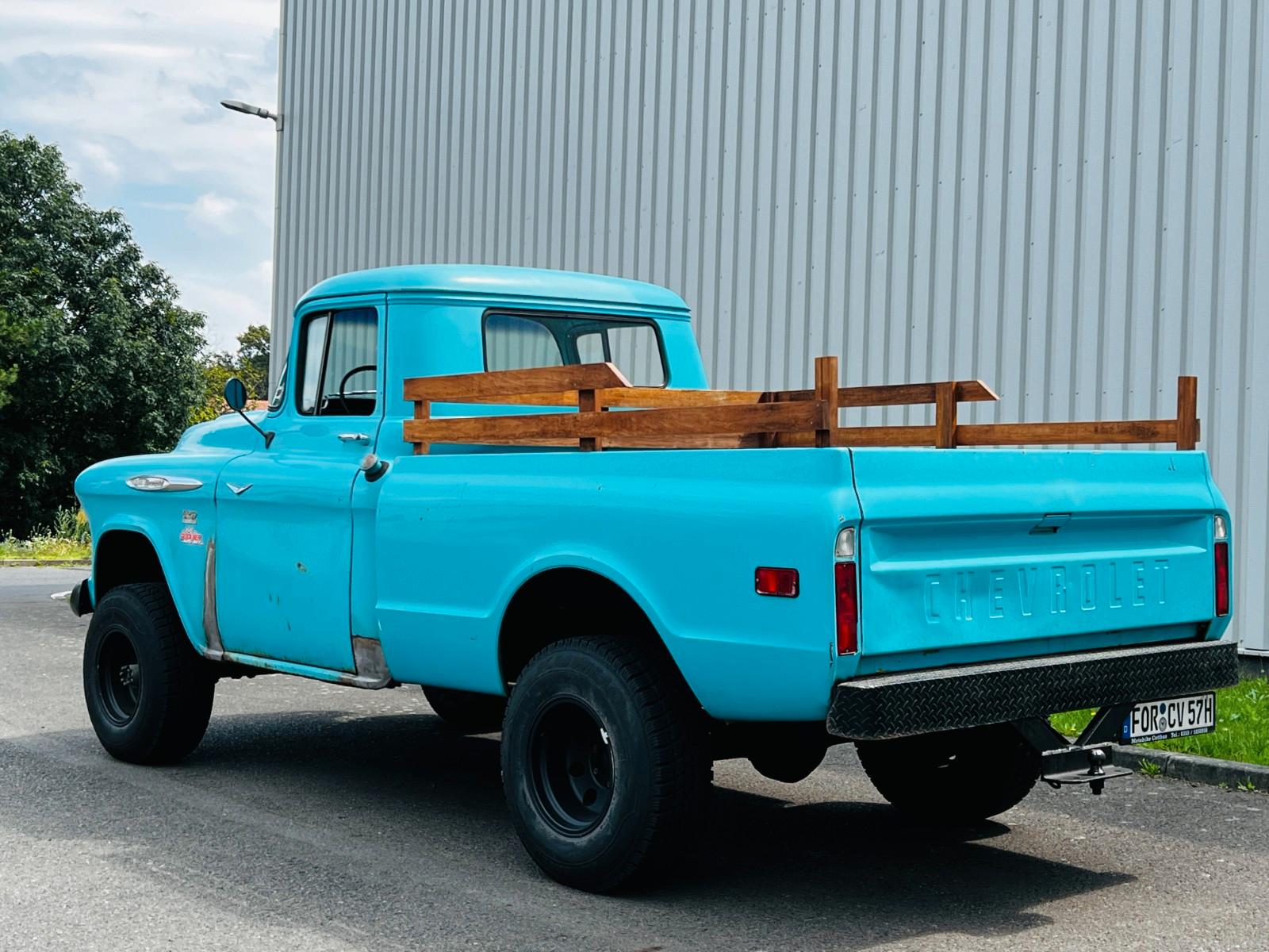 Chevrolet 3100 NAPCO 4x4 V8 *OLDTIMER*TÜV NEU*