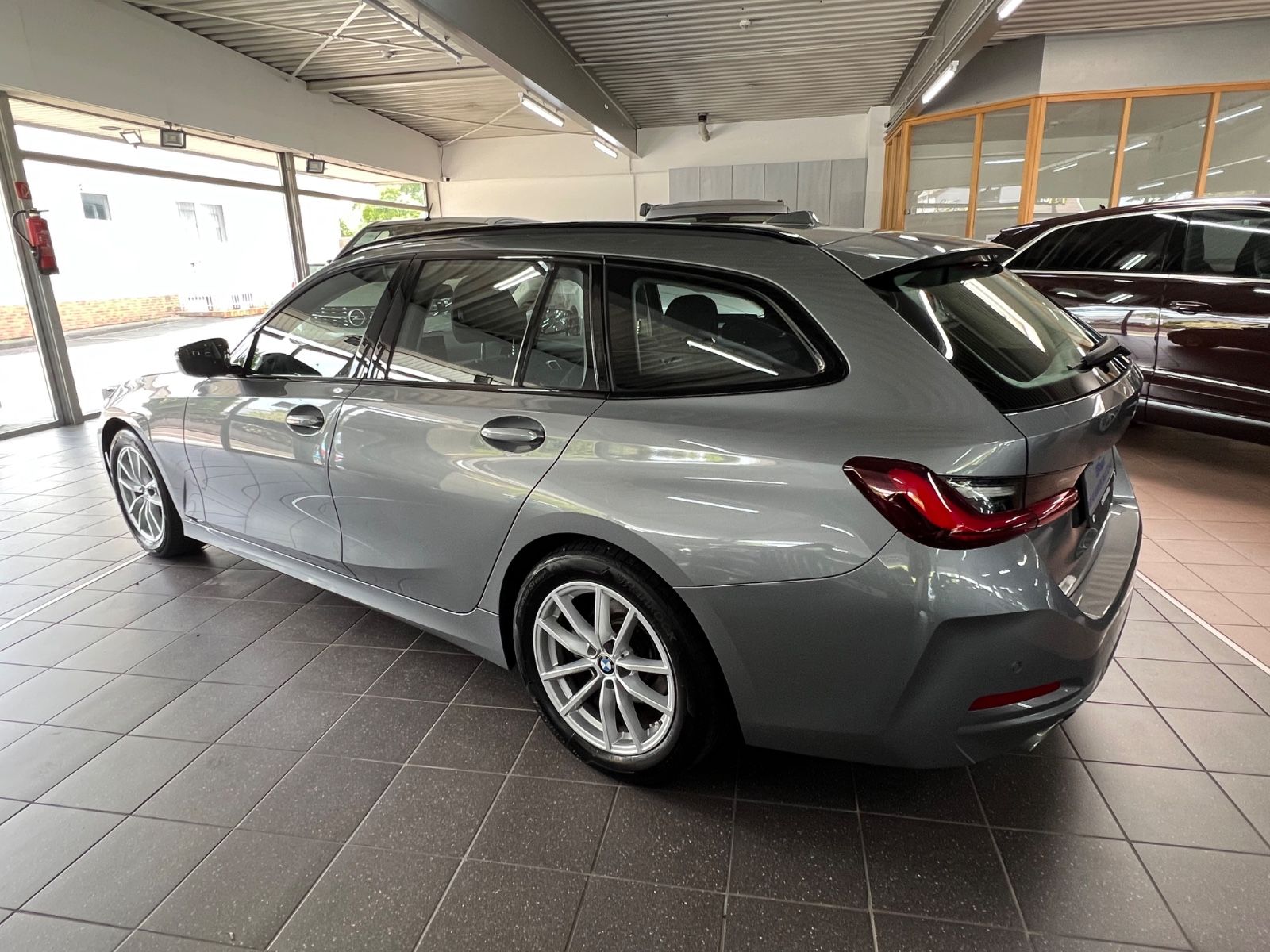 BMW 318 d Touring Driving Assistant+Curved+LED+BLCP foto 10