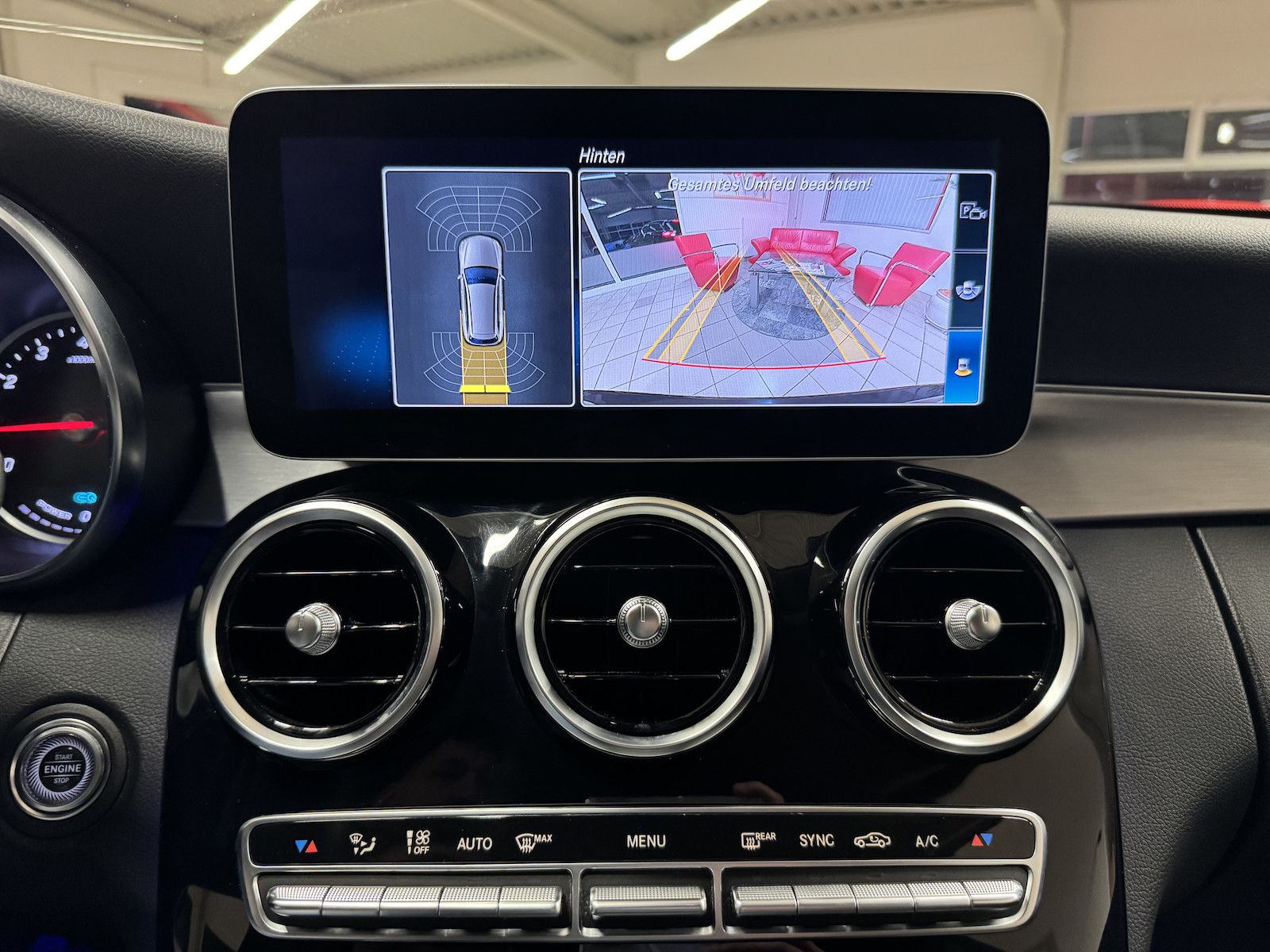 Fahrzeugabbildung Mercedes-Benz C 300 T Aut. /LED/HuD/Distro/Spur/VZE