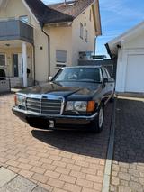 Mercedes-Benz 560 SEL (W126)