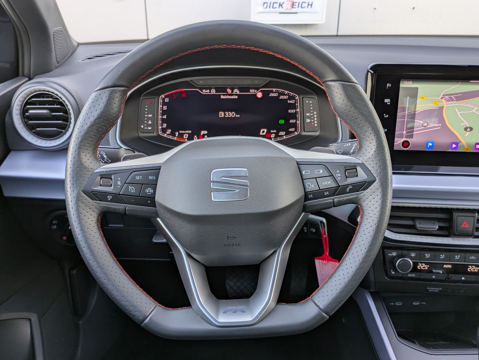 Fahrzeugabbildung SEAT Arona 1.0 TSI FR DSG AHK*ACC*LED*APP*DAB*KAMERA