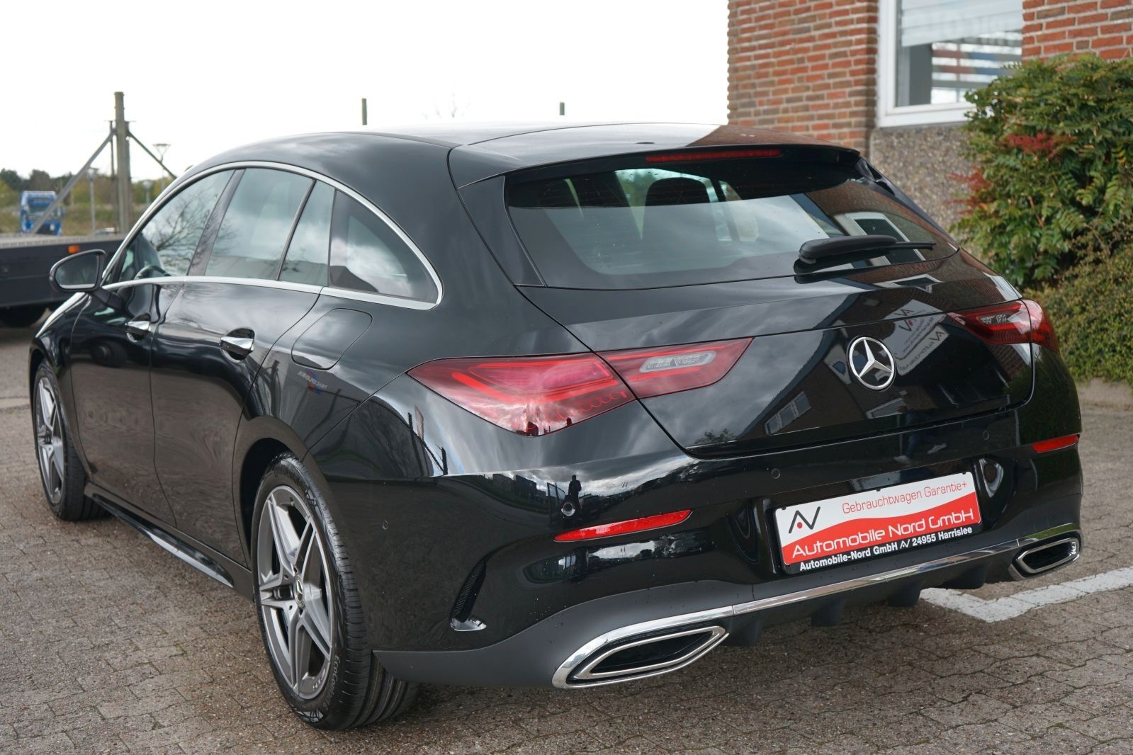 Fahrzeugabbildung Mercedes-Benz CLA 200 Klasse Shooting Brake*AMG Premium