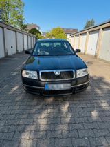 Skoda SuperB 2,5 tdi - Skoda Superb aus 2006