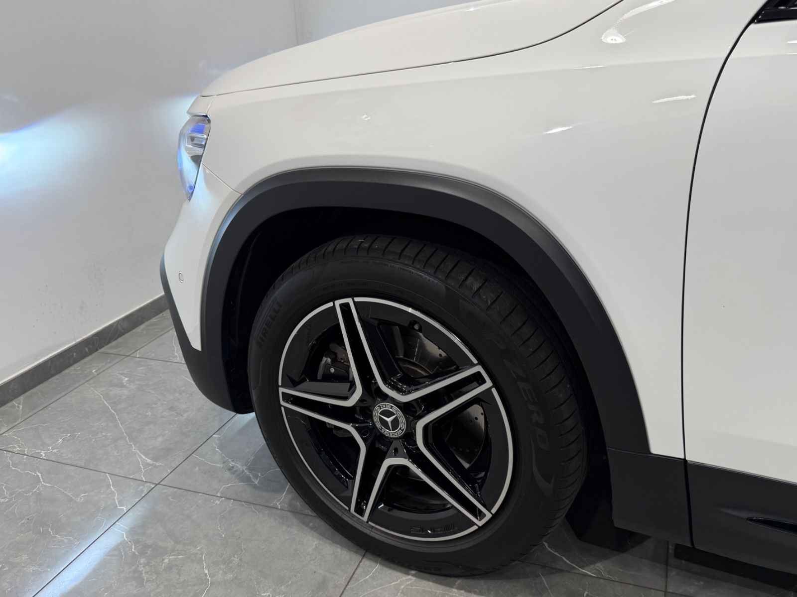 Mercedes-Benz GLB 250 4Matic AMG-LINE NIGHT-PAKET PANO °360 foto 11