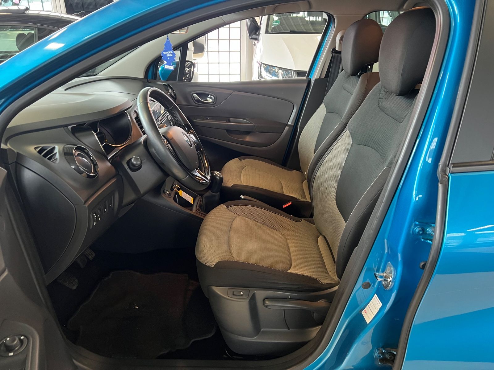 Fahrzeugabbildung Renault Captur Dynamique *SITZHEIZUNG*BLUETOOTH*