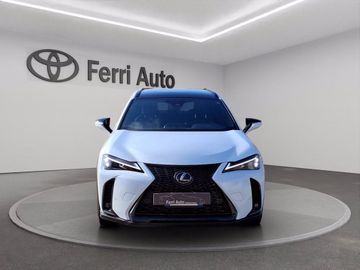 Lexus UX - 4