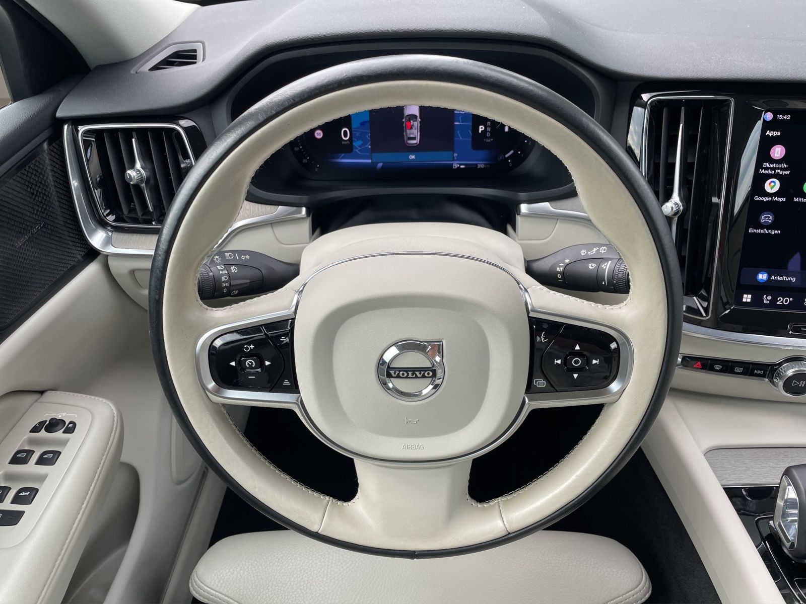 Volvo V60 Cross Country B4 AWD Plus AHK LED NAVI H&K foto 9