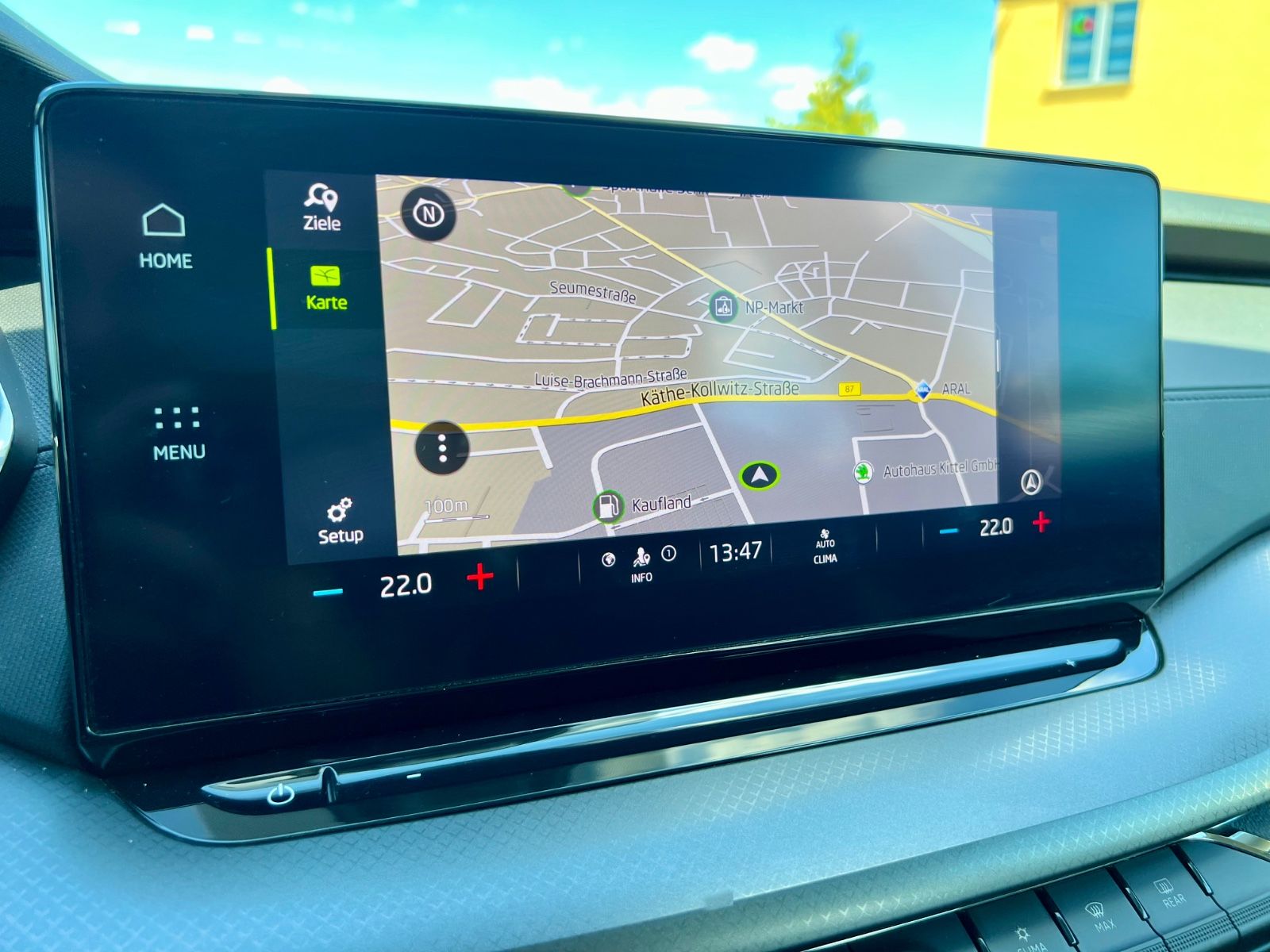SKODA Octavia Combi Ambition AAC SHZ NAVI LED