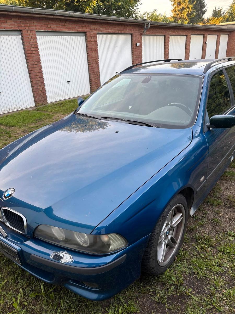 BMW 520