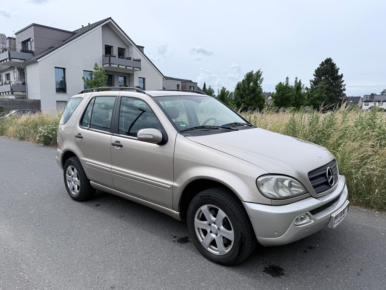 Mercedes-Benz ML 270 CDI Inspiration Kamera /AHK/ TÜV/Tempomat