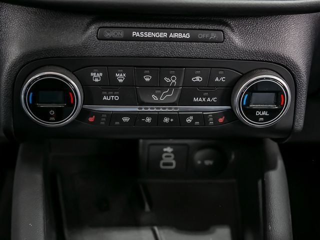 Ford Kuga 2.5 Plug-In Hybrid Vignale Stauassistent