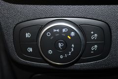 Fahrzeugabbildung Ford Focus Cool & Connect NAVI + WinterPaket + PDC