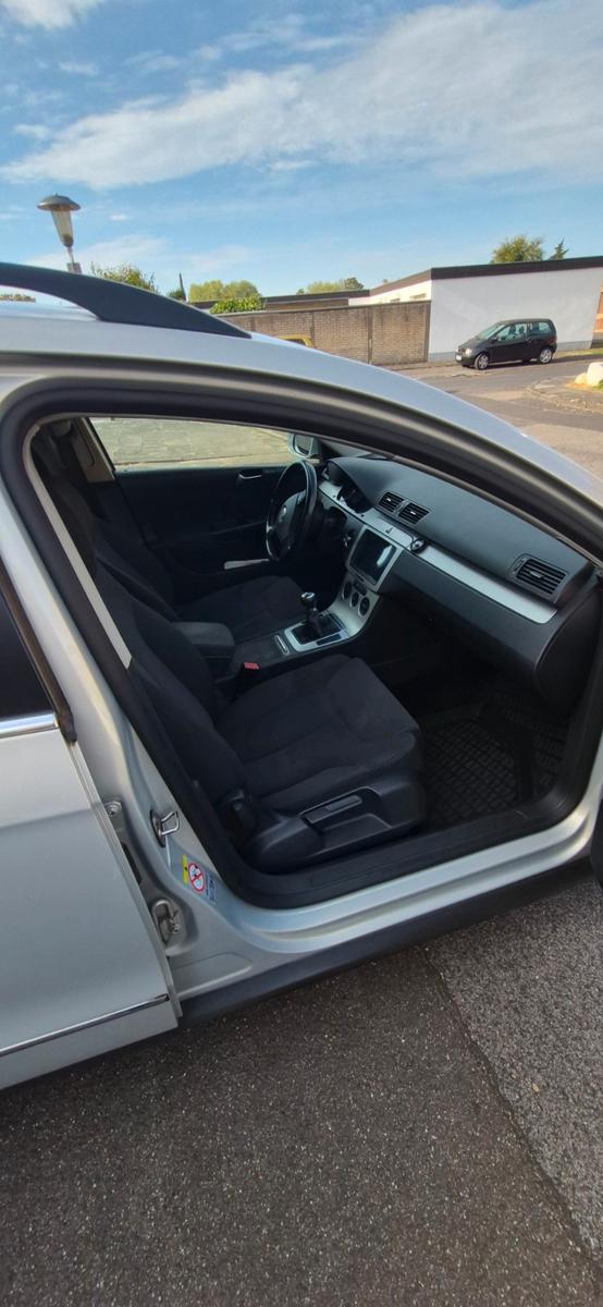 Volkswagen Passat 2009 — photo 5