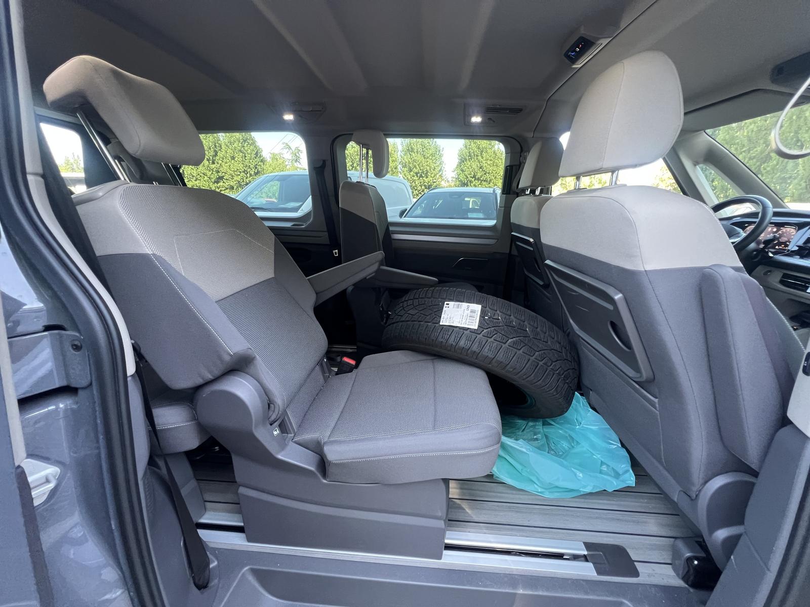 Volkswagen T7 Multivan 2.0 TDI SCR LÜ Life | 6-Sitzer | AHK