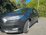 Ford Focus, 80000 km, 125 PS, Business Turnier Bus - Ford Focus mit Benzin-Antrieb: Kombi, 1.8