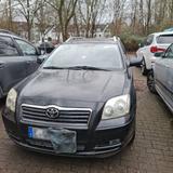 Toyota Avensis 1.8 Benziner  TÜV neu - Toyota Avensis in Oberhausen