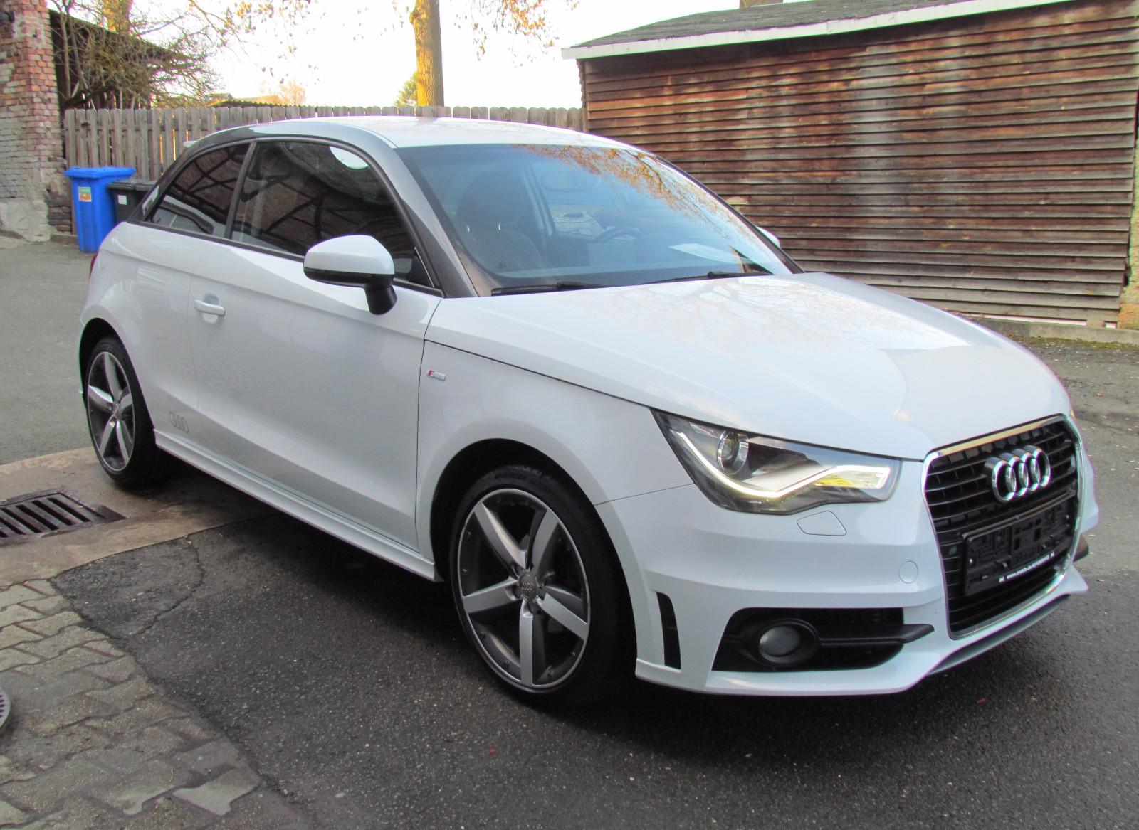 Audi A1 1.2 TFSI **S line**LED/MMI/PDC